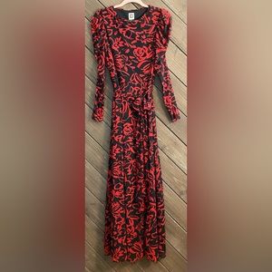 Women’s Anne Klein floral maxi dress, 56” long from center back neck to hem.